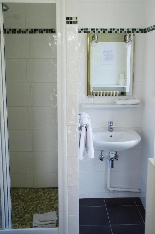 Double Room,109232244:JPEG